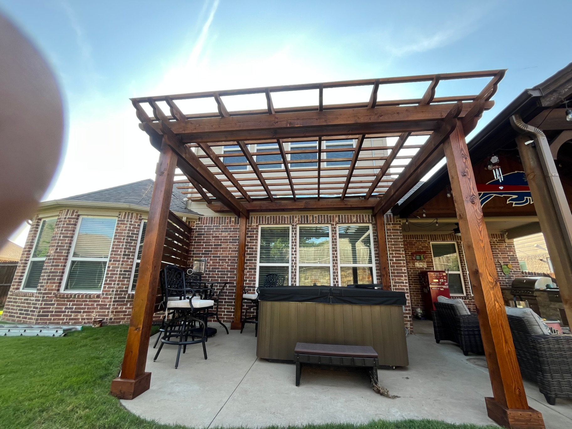 Outdoor Kitchens & Pergolas photo 13