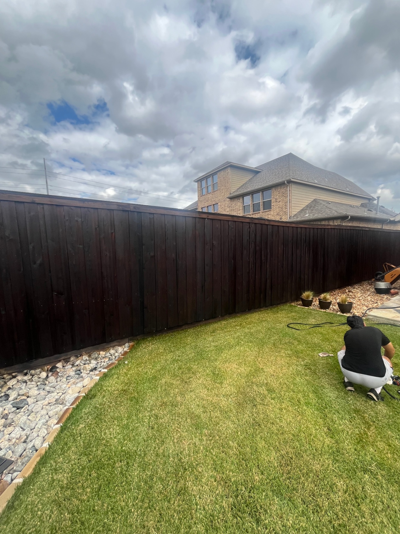 8-ft Fence Stain — Dark Walnut