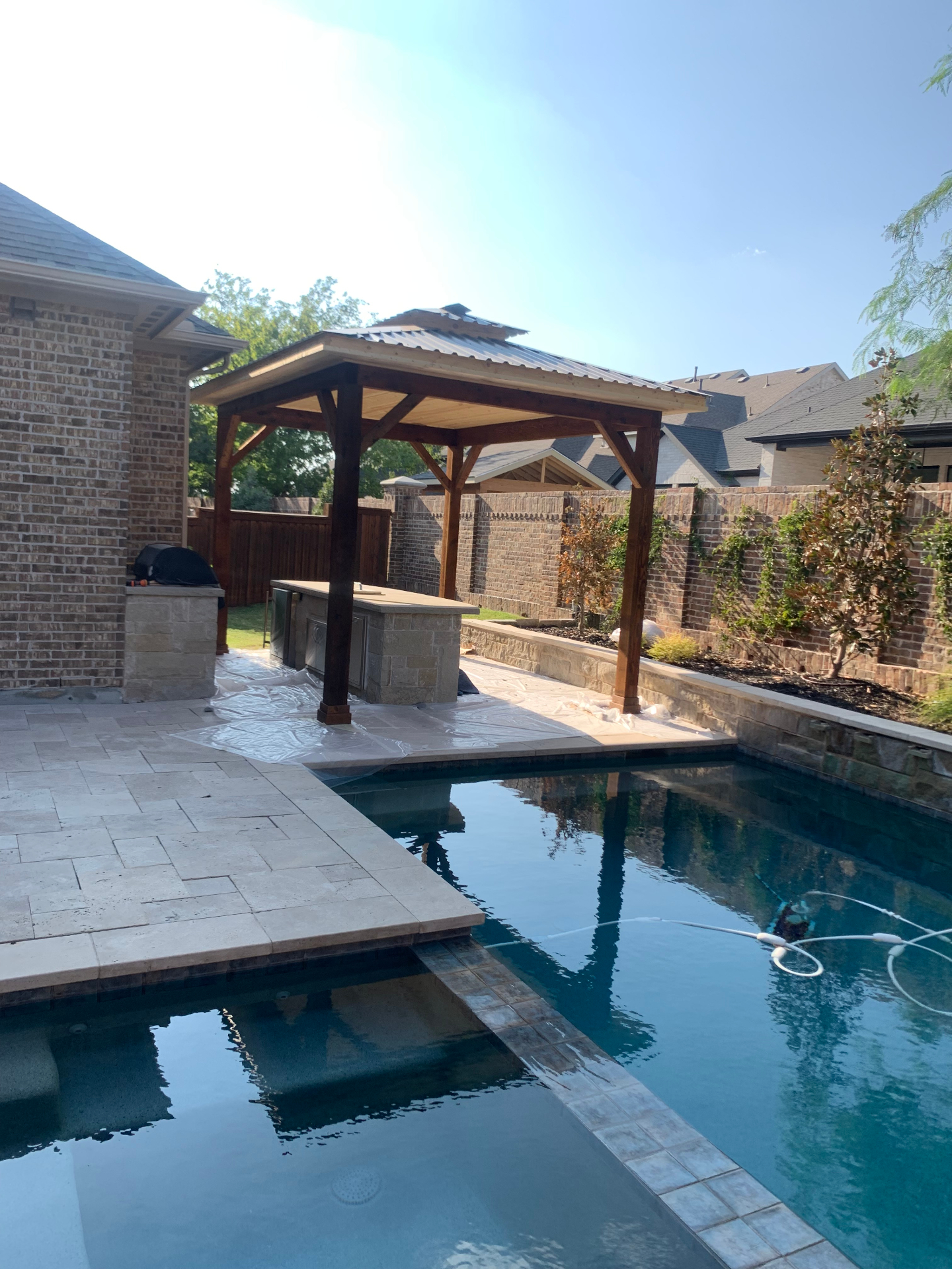Outdoor Kitchens & Pergolas photo 15
