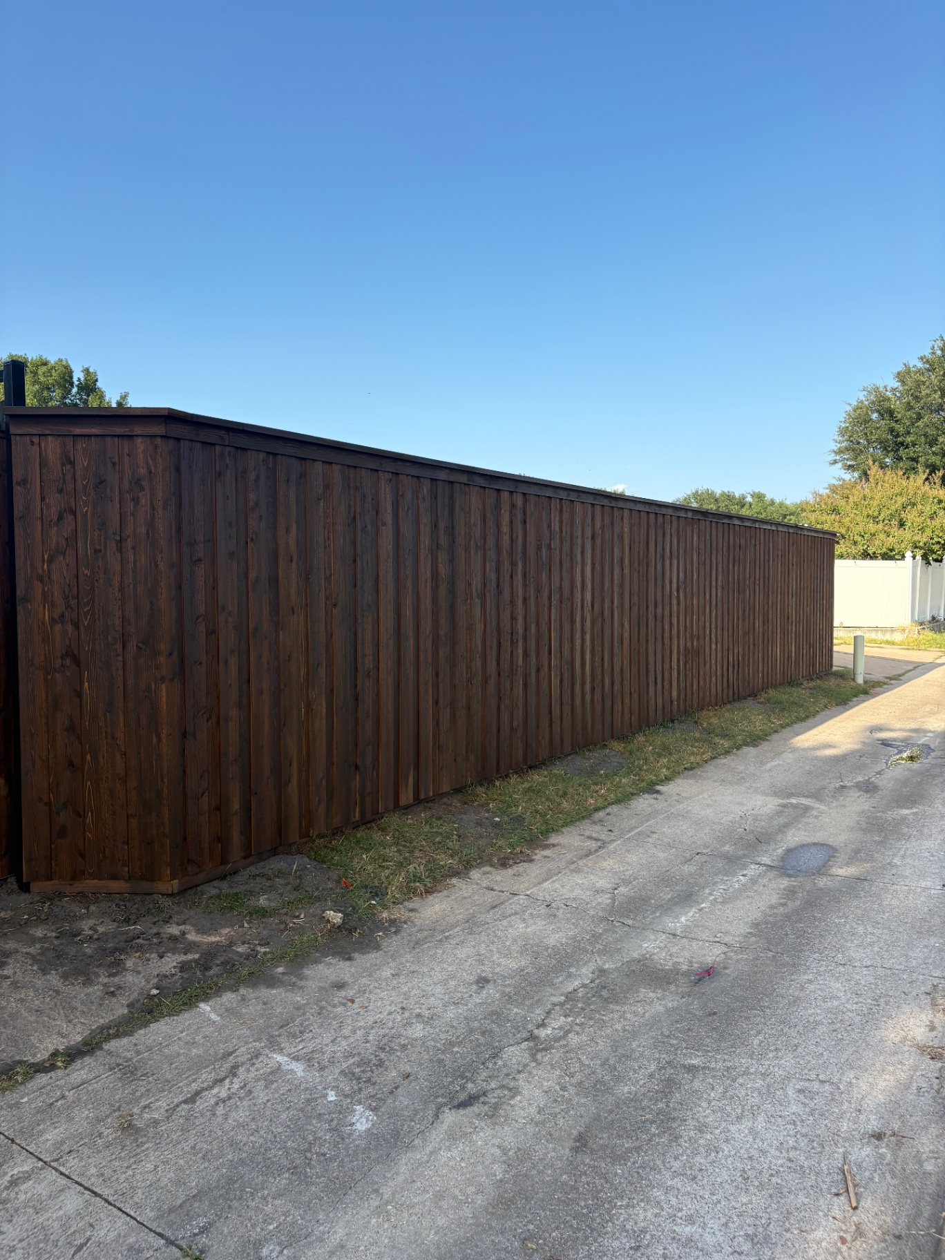 Fence Staining photo 9