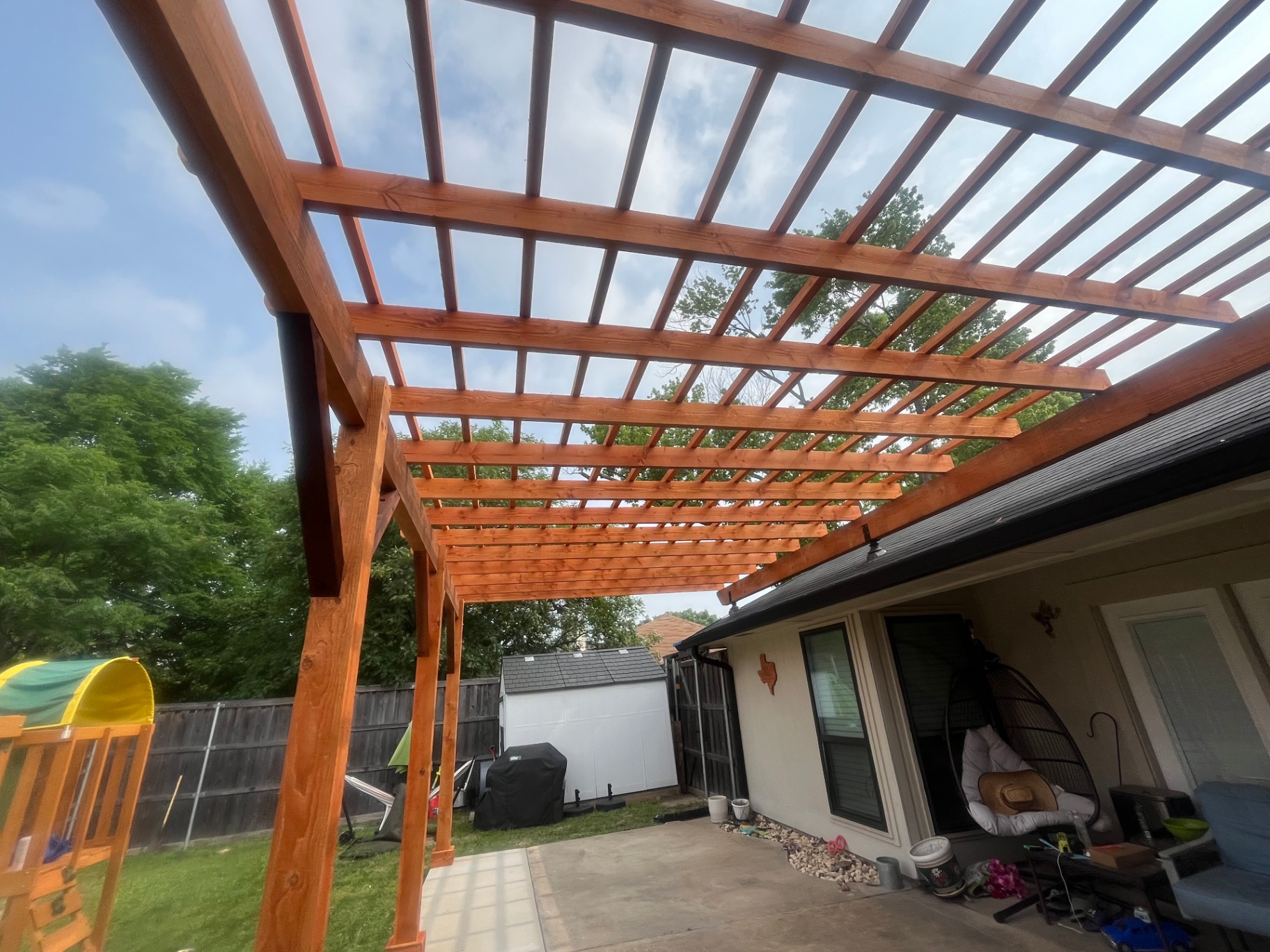 Outdoor Kitchens & Pergolas photo 11